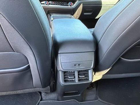 Used 2025 Chevrolet Equinox LT w/ Convenience Package II image 22