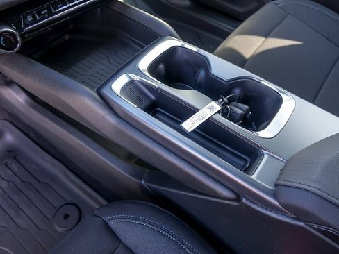 New 2026 Chevrolet Equinox EV LT w/ Comfort Package image 27