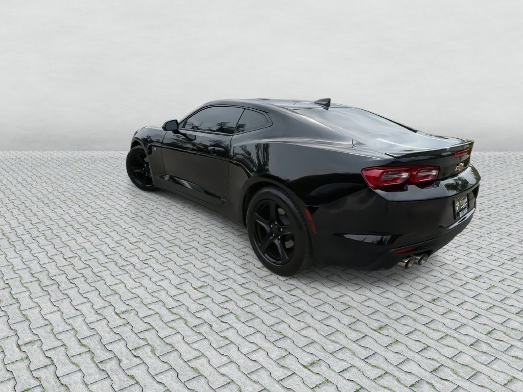 Used 2023 Chevrolet Camaro LT w/ Technology Package RWD image 6
