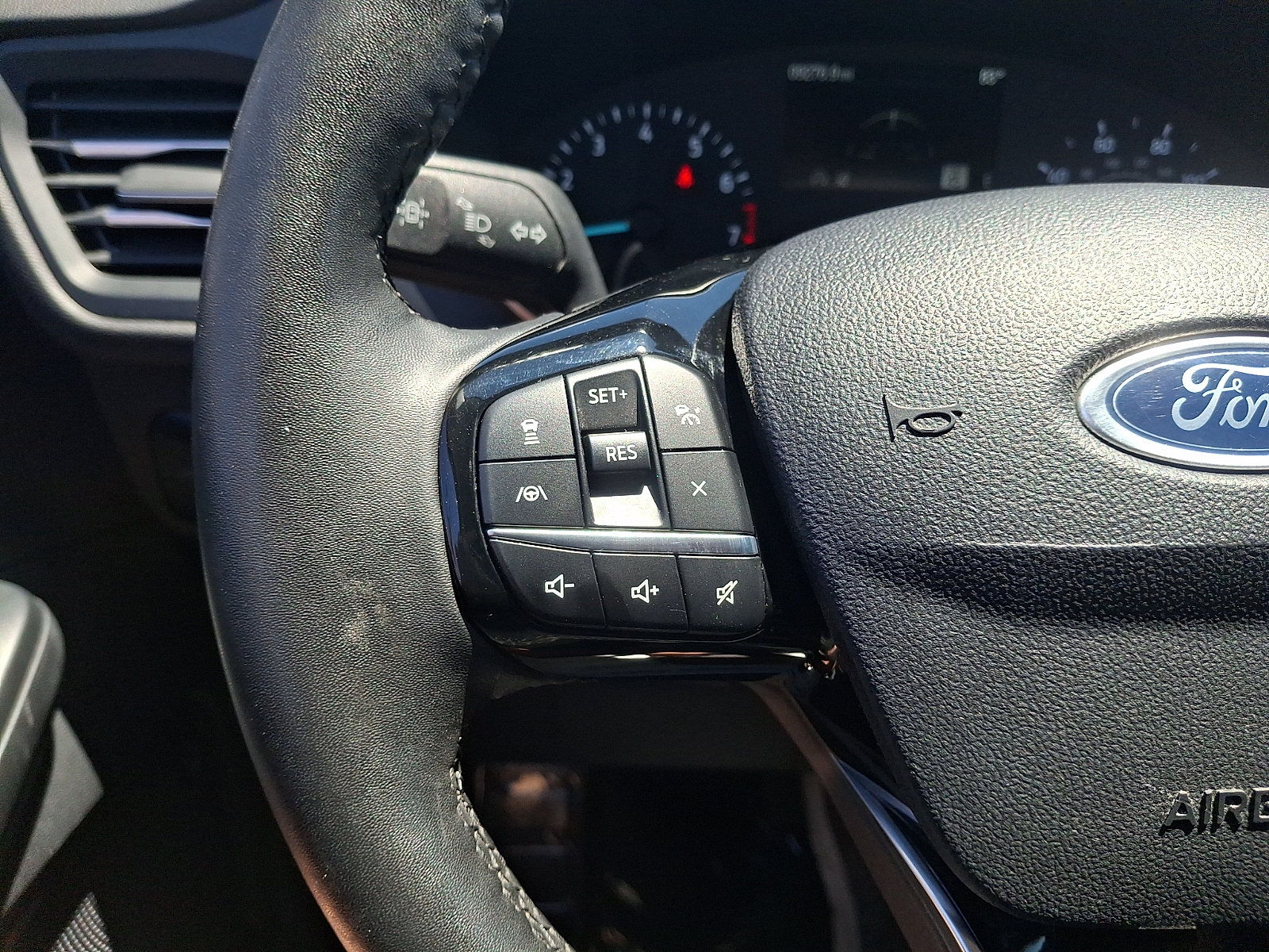 Used 2022 Ford Escape SEL AWD/4WD image 22