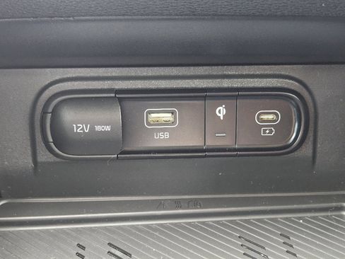 Used 2023 Kia Sportage EX image 22