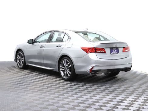 Used 2019 Acura TLX V6 SH-AWD w/ Advance Package image 4