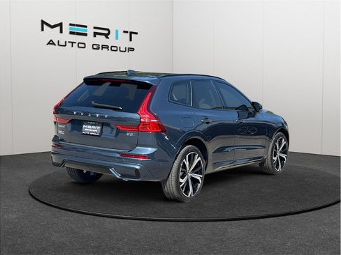 Used 2024 Volvo XC60 B5 Ultimate AWD/4WD image 9