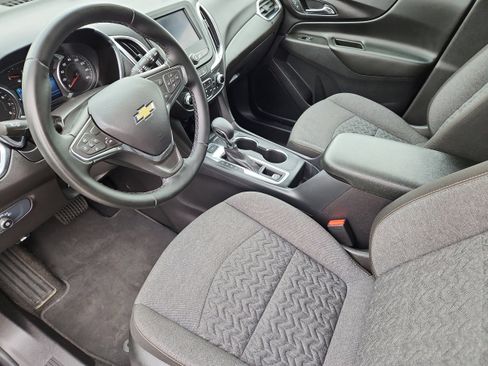 Used 2024 Chevrolet Equinox LT image 9