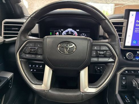 Used 2025 Toyota Tundra Limited AWD/4WD image 16