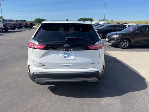 Used 2024 Ford Edge SEL w/ Convenience Package AWD/4WD image 6
