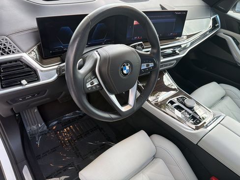 Used 2024 BMW X5 sDrive40i w/ Premium Package RWD image 4