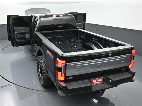 Used 2024 Ford F250 Platinum w/ FX4 Off-Road Package AWD/4WD image 50