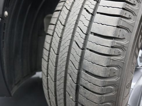 Used 2022 Honda CR-V EX-L image 17