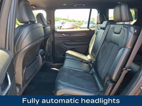 Used 2024 Jeep Grand Cherokee L Laredo AWD/4WD image 18