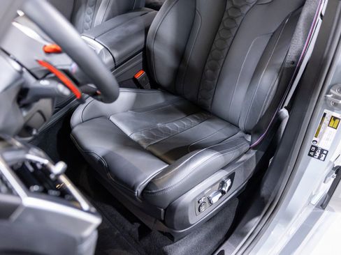 Used 2026 BMW X5 M Competition w/ Executive Package image 36