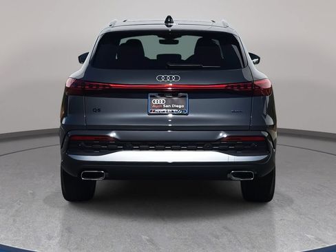 Certified 2025 Audi Q5 Premium w/ Premium Plus AWD/4WD image 4