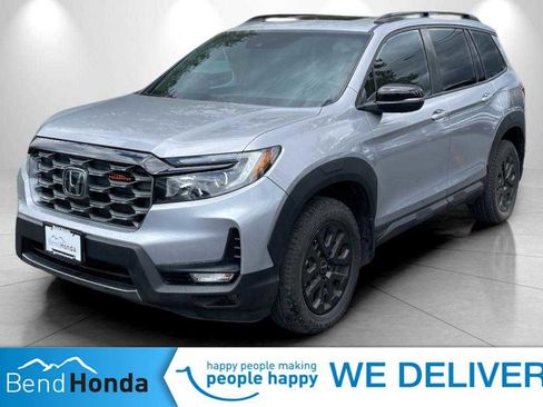 Used 2023 Honda Passport TrailSport image 1