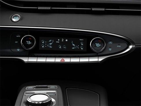 Used 2025 Genesis GV70 3.5T Sport w/ Sport Advanced Package image 15