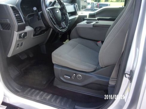 Used 2017 Ford F150 XLT w/ Equipment Group 302A Luxury AWD/4WD image 7
