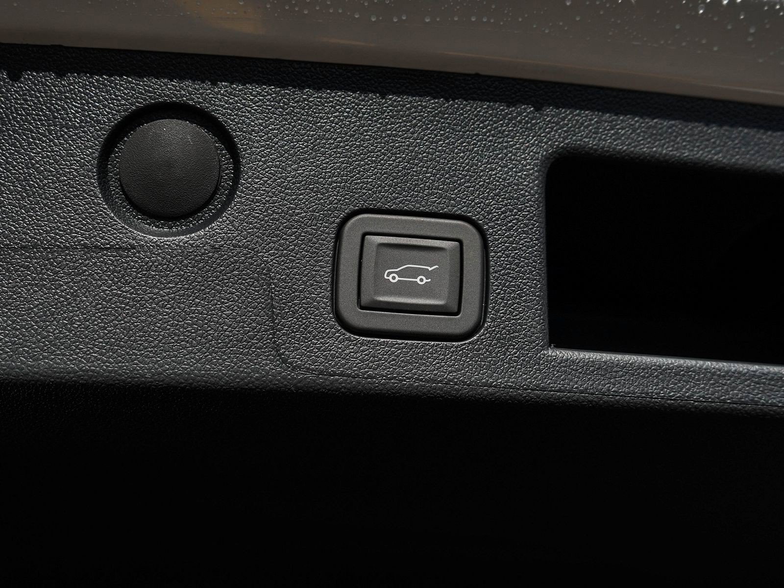 New 2027 GMC Terrain AT4 w/ Convenience Package III AWD/4WD image 9