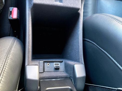 Used 2016 Volvo V60 T5 Premier w/ Technology Package image 31