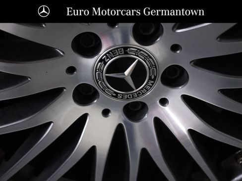 Used 2026 Mercedes-Benz GLC 300 4MATIC image 8