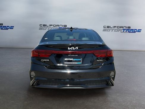 Used 2023 Kia Forte GT-Line w/ GT-Line Premium Package FWD image 6