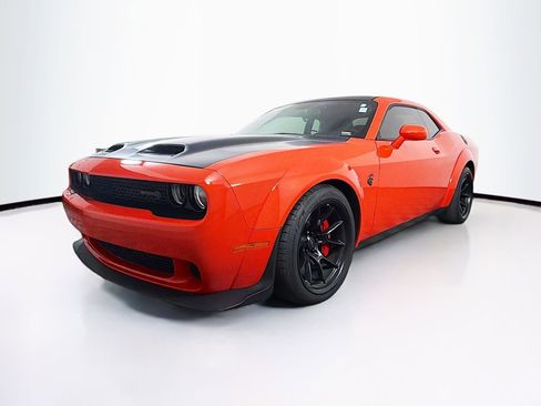 Used 2023 Dodge Challenger SRT Hellcat image 3