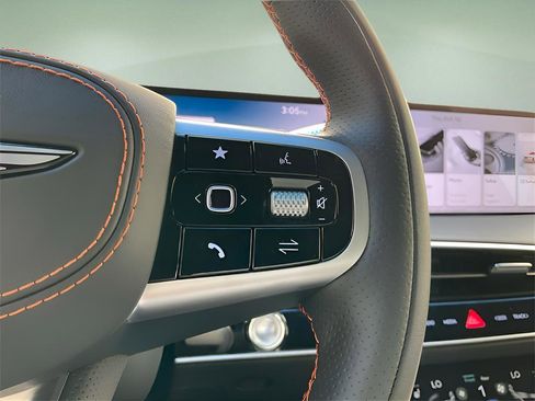 New 2026 Genesis GV70 2.5T Sport Prestige AWD/4WD image 28