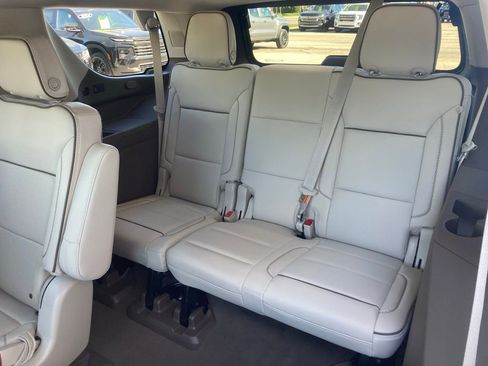 Certified 2024 GMC Yukon Denali w/ Advanced Technology Package AWD/4WD image 15