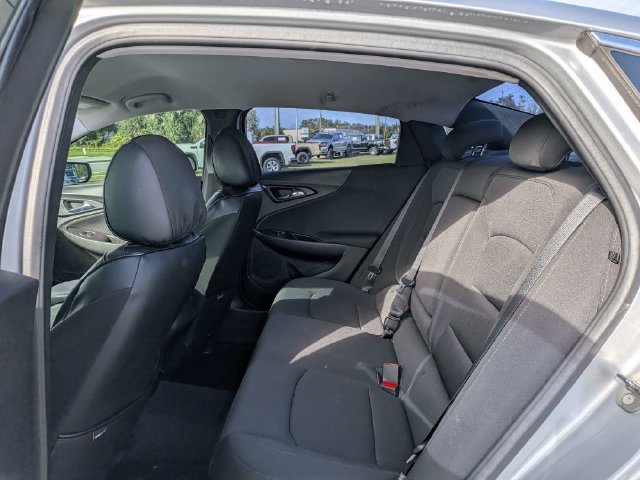 Used 2018 Chevrolet Malibu LS FWD image 13