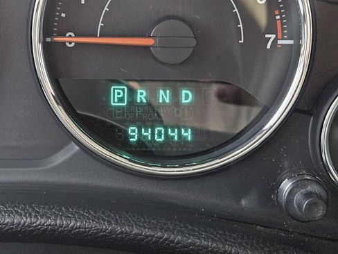 Used 2014 Jeep Wrangler Unlimited Rubicon w/ Connectivity Group image 24