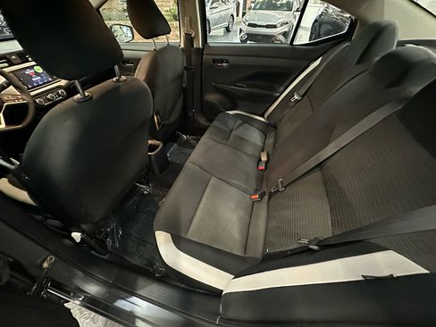 Used 2021 Nissan Versa SV image 15