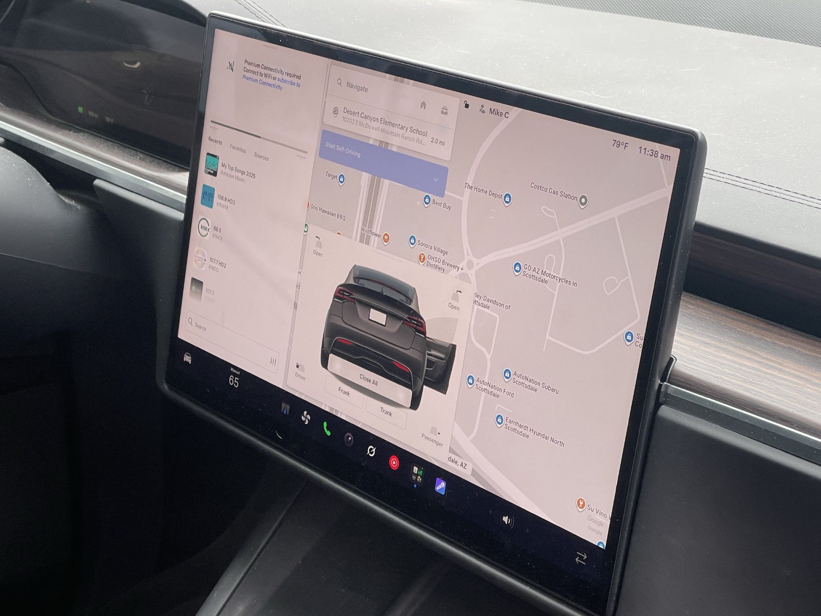 Used 2024 Tesla Model X AWD/4WD image 5