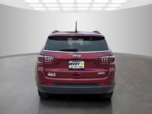 Used 2022 Jeep Compass Latitude AWD/4WD image 8