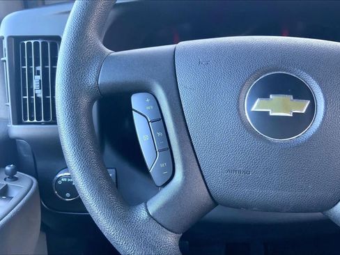 Used 2020 Chevrolet Express 3500 LT w/ LT Preferred Equipment Group image 25