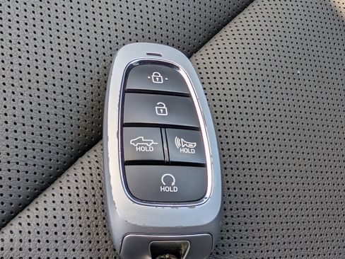 Used 2023 Hyundai Santa Cruz Limited w/ Cargo Package AWD/4WD image 23