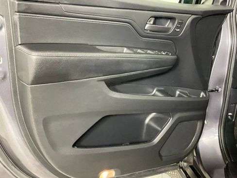 Used 2025 Honda Odyssey EX-L image 10