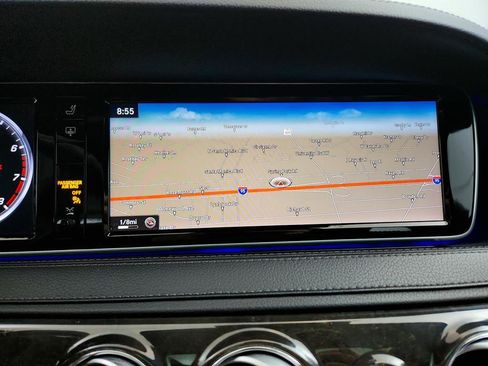 Used 2015 Mercedes-Benz S 550 Sedan image 20