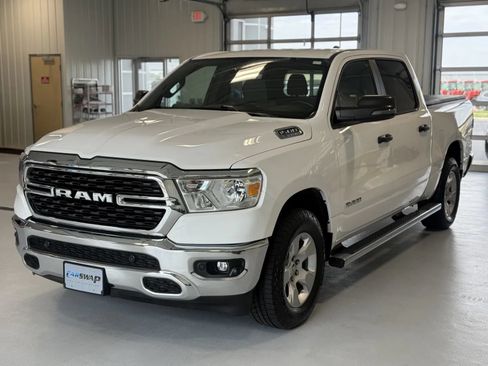 Used 2024 RAM 1500 Big Horn AWD/4WD image 6