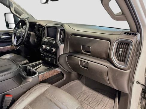 Used 2023 GMC Sierra 2500 Denali w/ Denali Ultimate Package AWD/4WD image 24