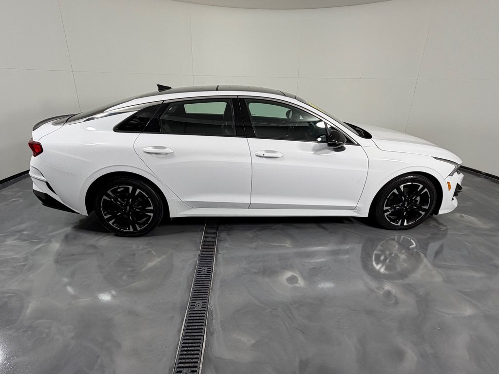 Used 2021 Kia K5 GT-Line w/ GT-Line FWD Premium Package image 4