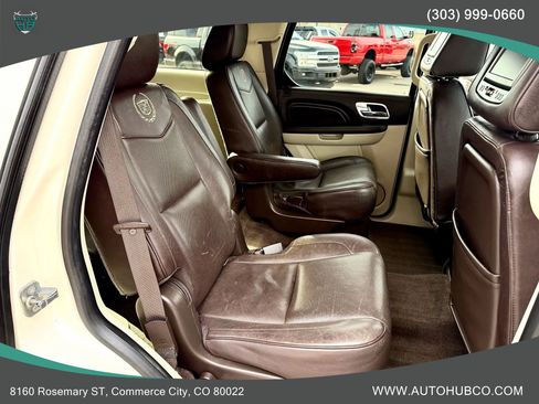 Used 2014 Cadillac Escalade Platinum image 13