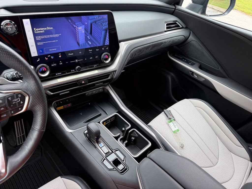 Certified 2026 Lexus TX 500h AWD w/ Technology Package image 36