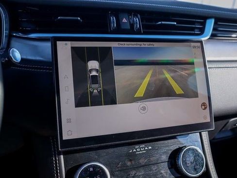 Used 2024 Jaguar F-PACE R-Dynamic S image 27