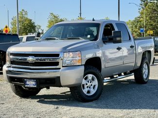 Used 2008 Chevrolet Silverado 1500 LT w/ Suspension Package, Off-Road image 1