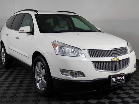 Used 2010 Chevrolet Traverse LTZ AWD/4WD image 5