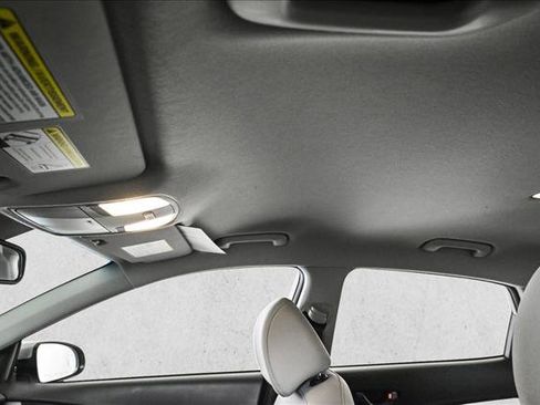 Used 2023 Hyundai Kona SEL image 16