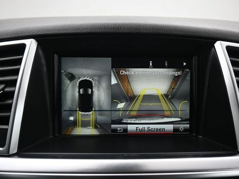 Used 2015 Mercedes-Benz ML 250 BlueTEC 4MATIC image 18