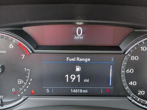 Used 2023 Cadillac XT4 Premium Luxury image 11