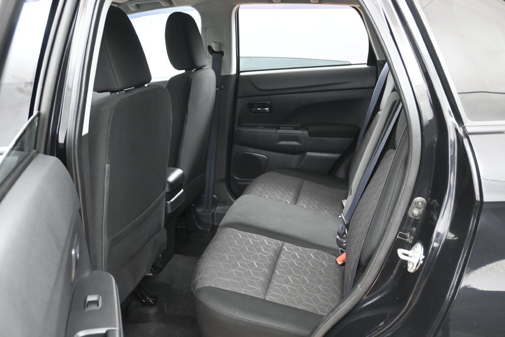 Used 2021 Mitsubishi Outlander Sport ES FWD image 20