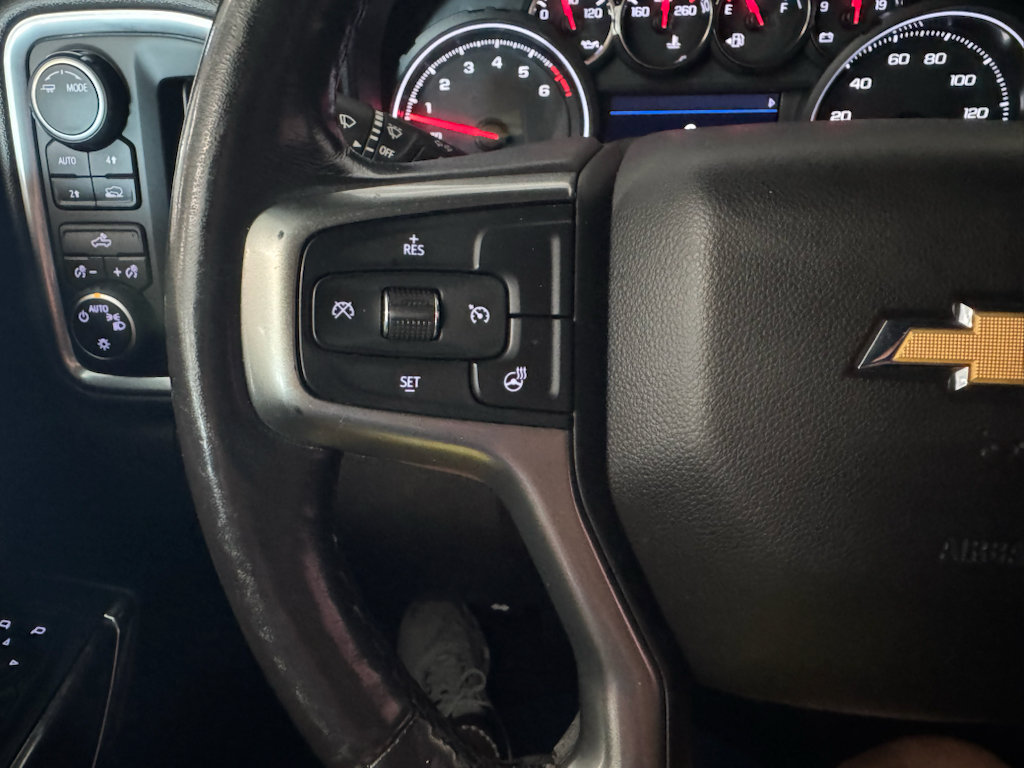 Used 2021 Chevrolet Silverado 1500 LT AWD/4WD image 21