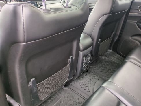 Used 2020 Jeep Grand Cherokee Limited X image 18