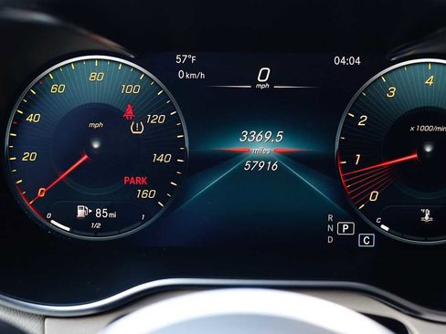 Used 2022 Mercedes-Benz GLC 300 4MATIC image 16